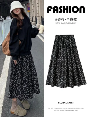 法式黑色碎花半身裙女2025夏季新款高腰显瘦遮胯裙高腰a字中长裙